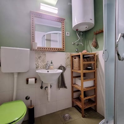 Vermietung einer gemütlichen möblierten 3-Zimmer-Wohnung, 67 m², Neu-Belgrad, Belgrad, Serbien